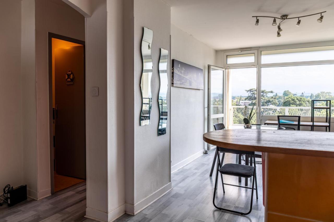Ferienwohnung Cap Sud - 53M2- Vue Pyrenees- Hypercentre-Wifi Fibre -Nouvelle Literie Tarbes Exterior foto