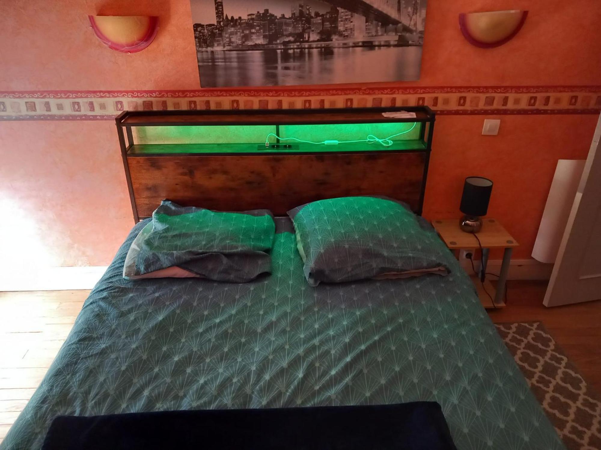 Ferienwohnung Cap Sud - 53M2- Vue Pyrenees- Hypercentre-Wifi Fibre -Nouvelle Literie Tarbes Exterior foto